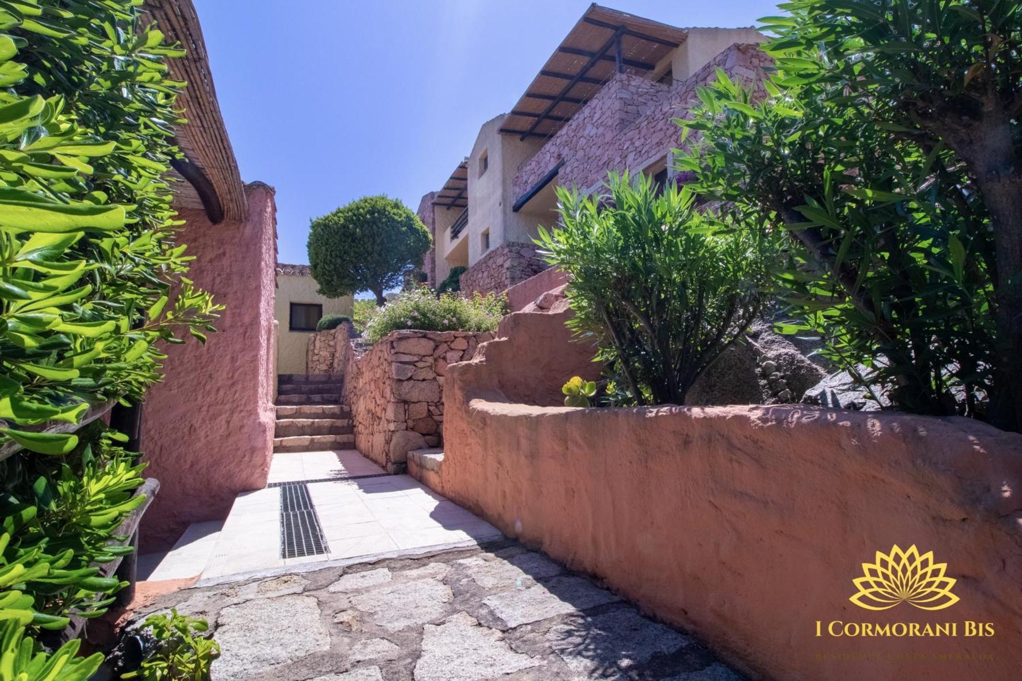 Residence I Cormorani Bis Baja Sardinia Exterior foto
