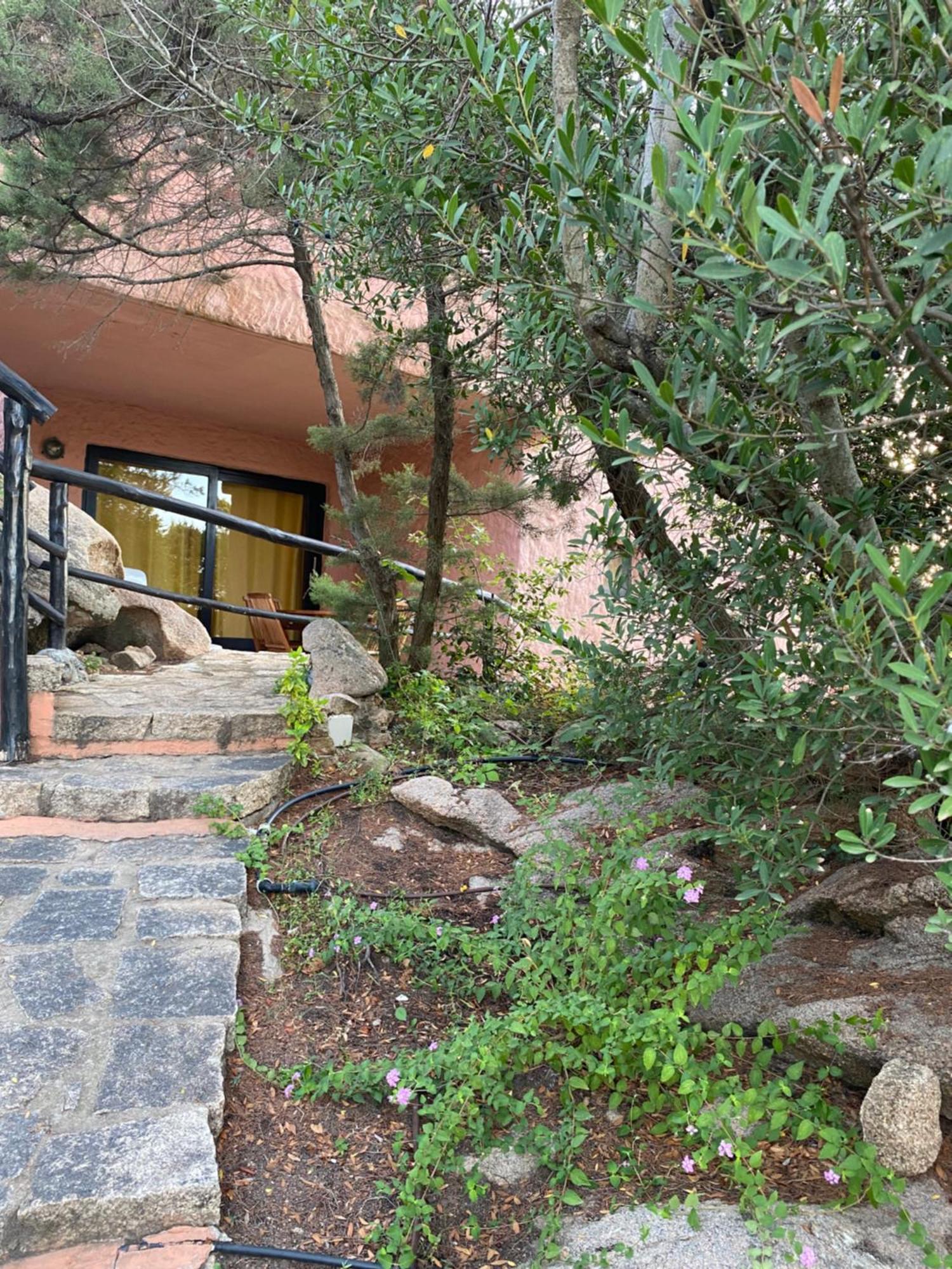 Residence I Cormorani Bis Baja Sardinia Exterior foto