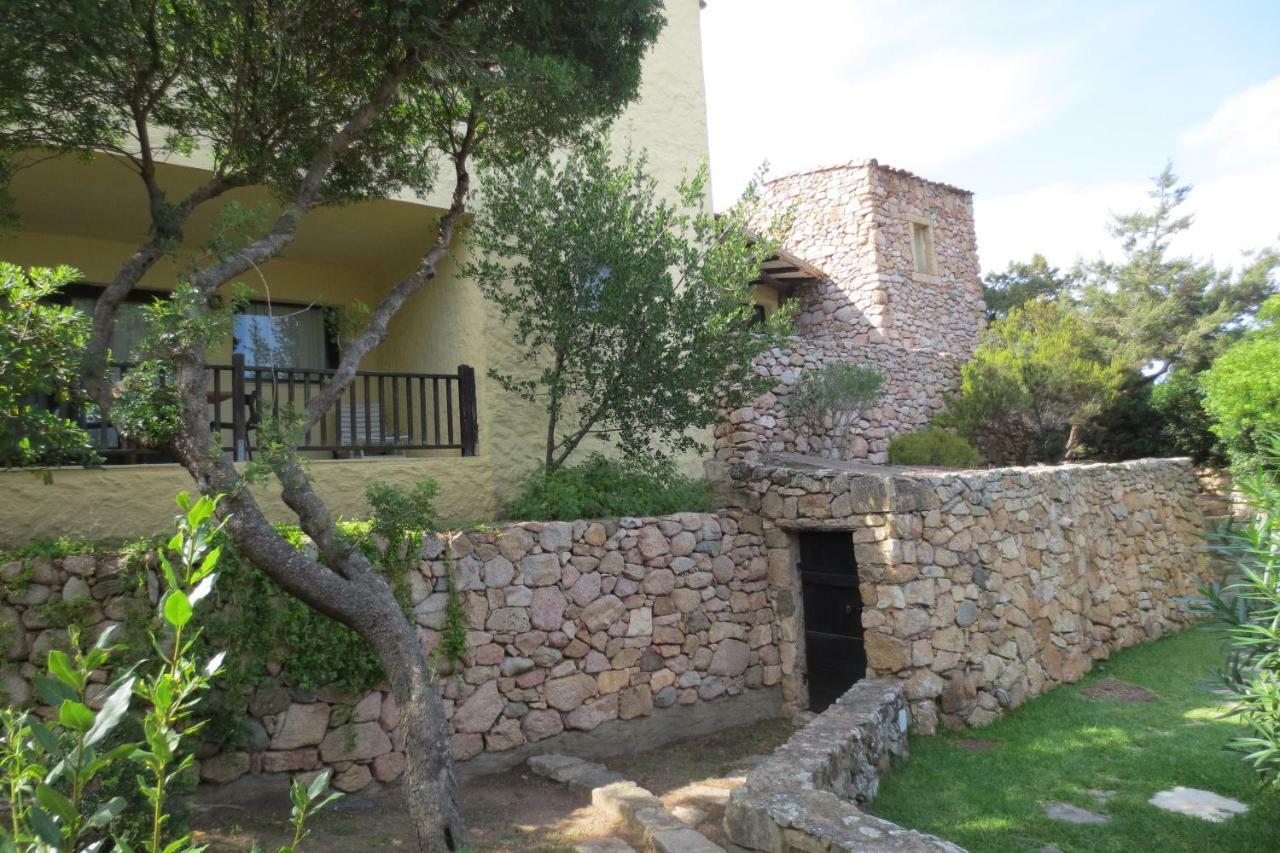 Residence I Cormorani Bis Baja Sardinia Exterior foto