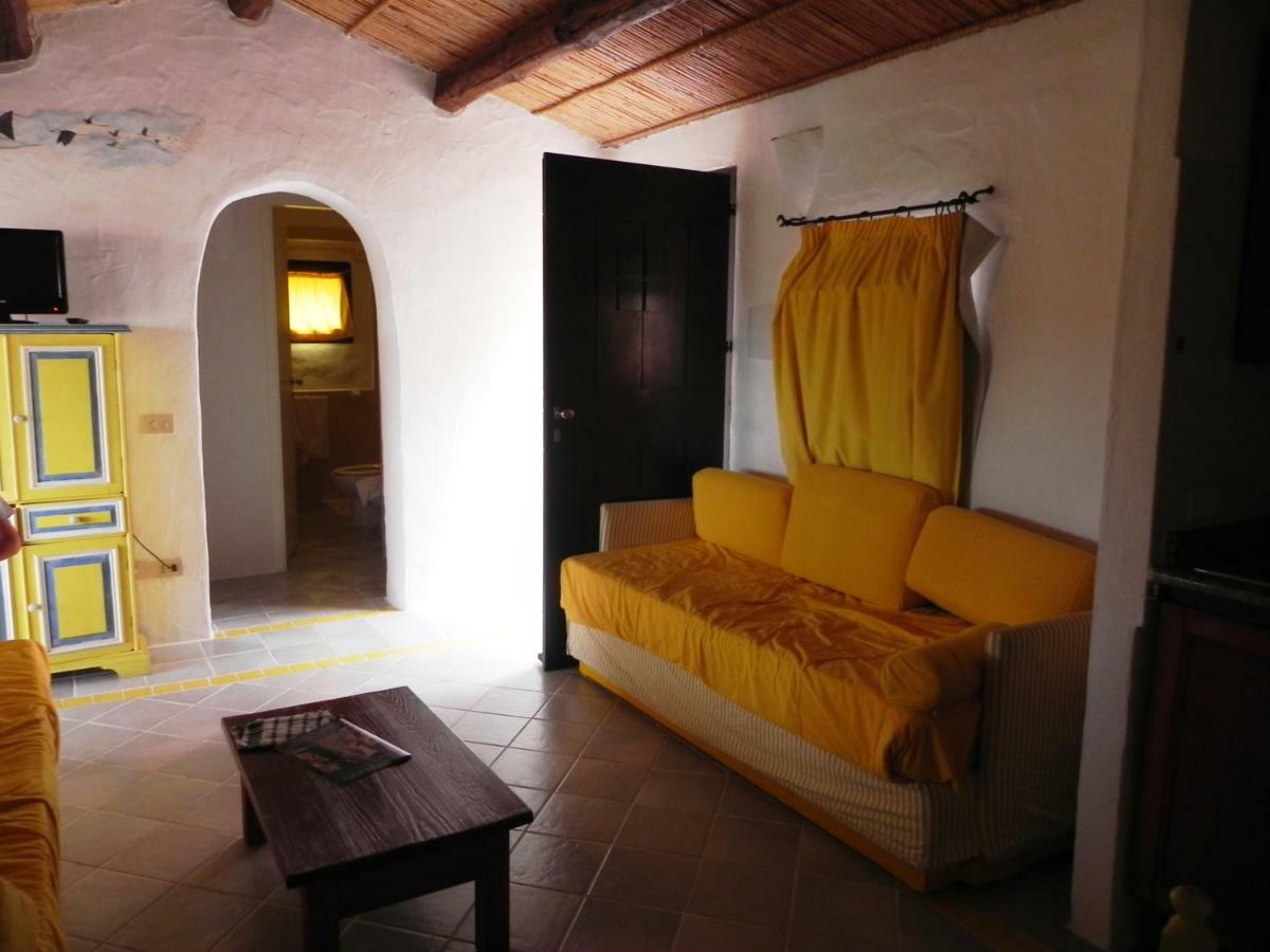Residence I Cormorani Bis Baja Sardinia Exterior foto