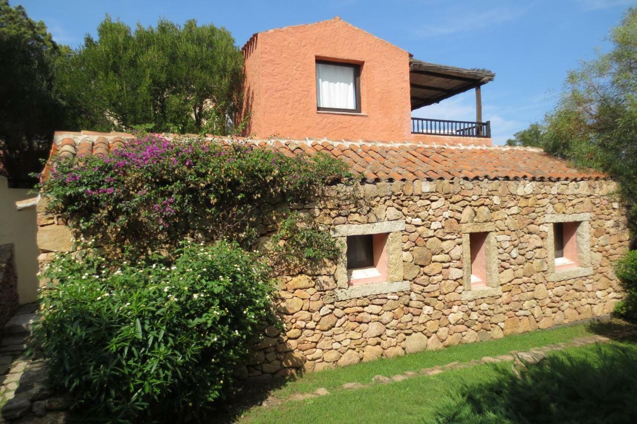 Residence I Cormorani Bis Baja Sardinia Exterior foto